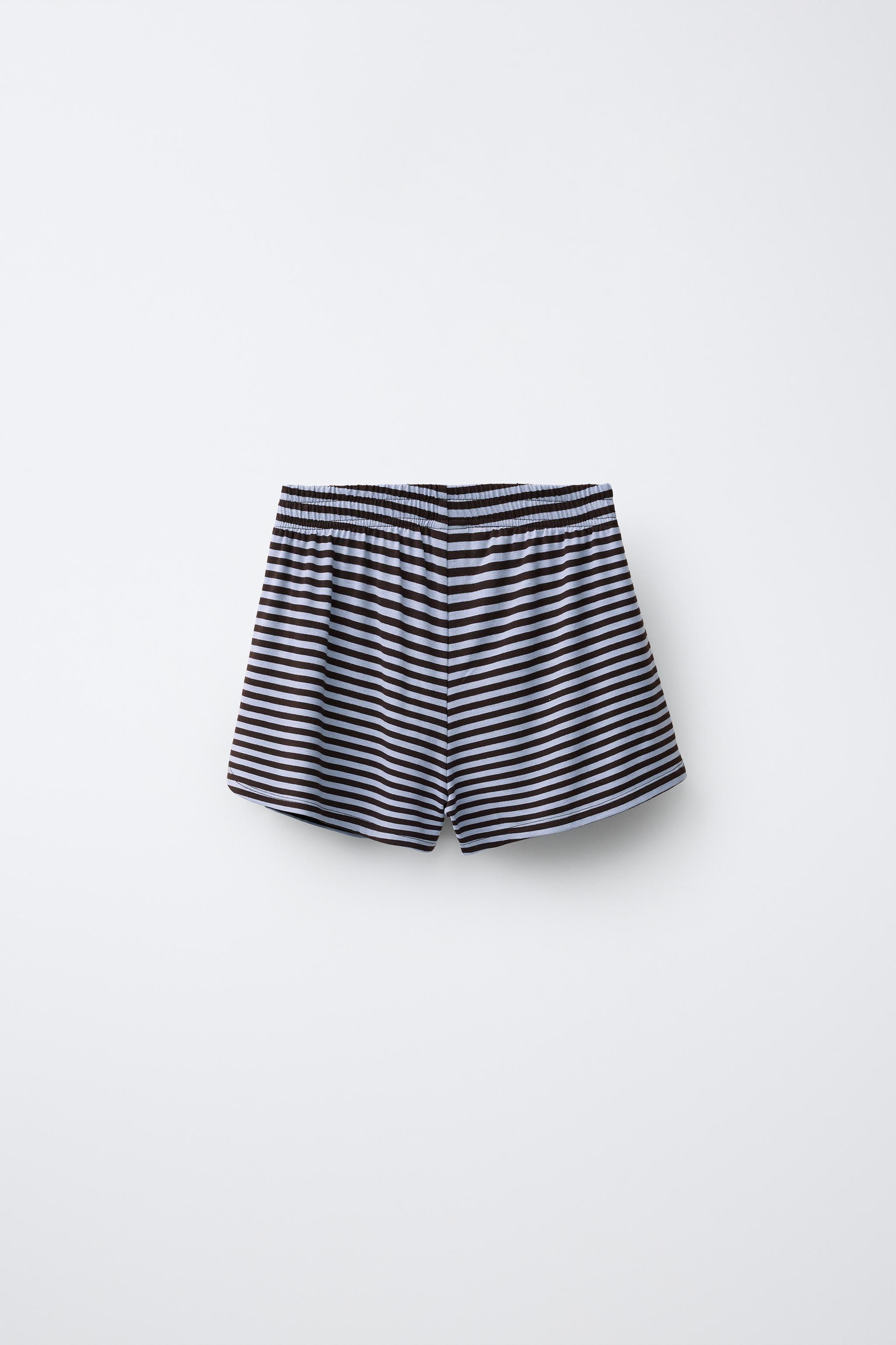 STRIPED T-SHIRT AND BERMUDA SET